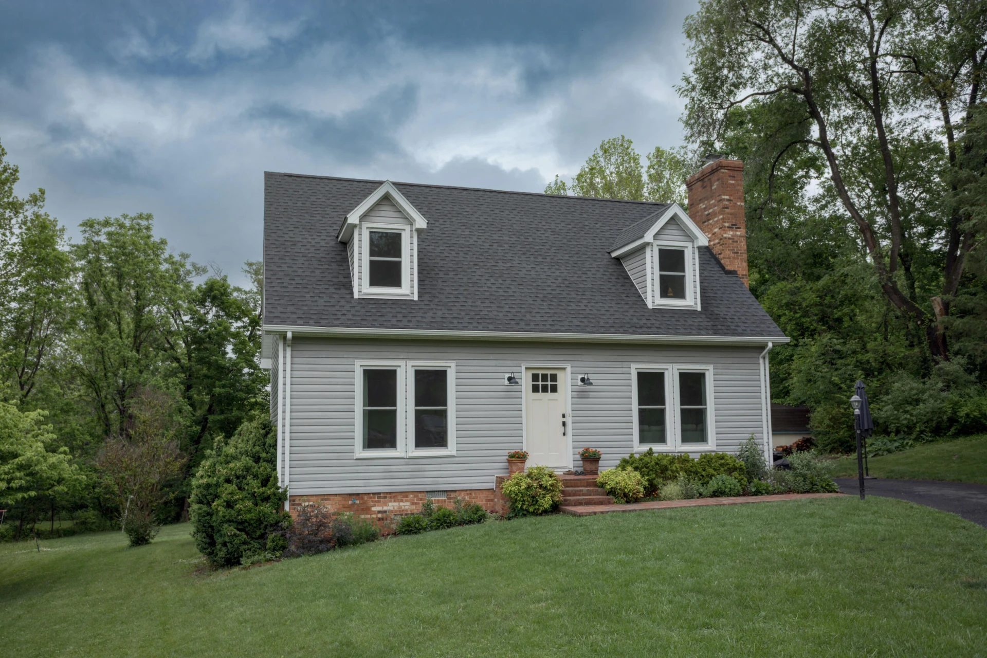 827 Shenandoah Rd