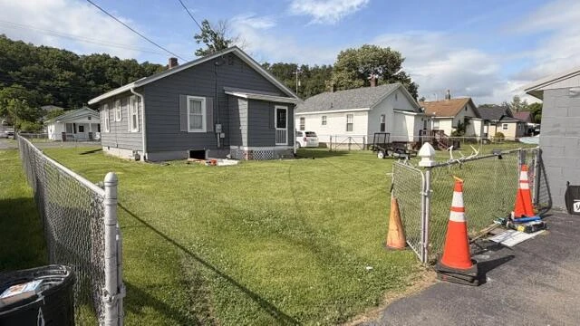 625 W Jackson St - Photo 10