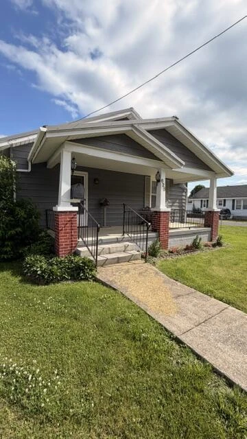 625 W Jackson St - Photo 3