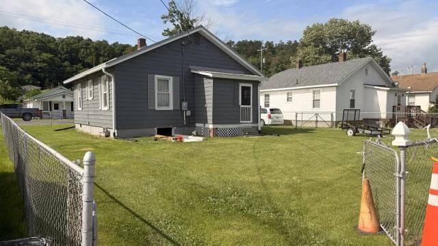625 W Jackson St - Photo 8