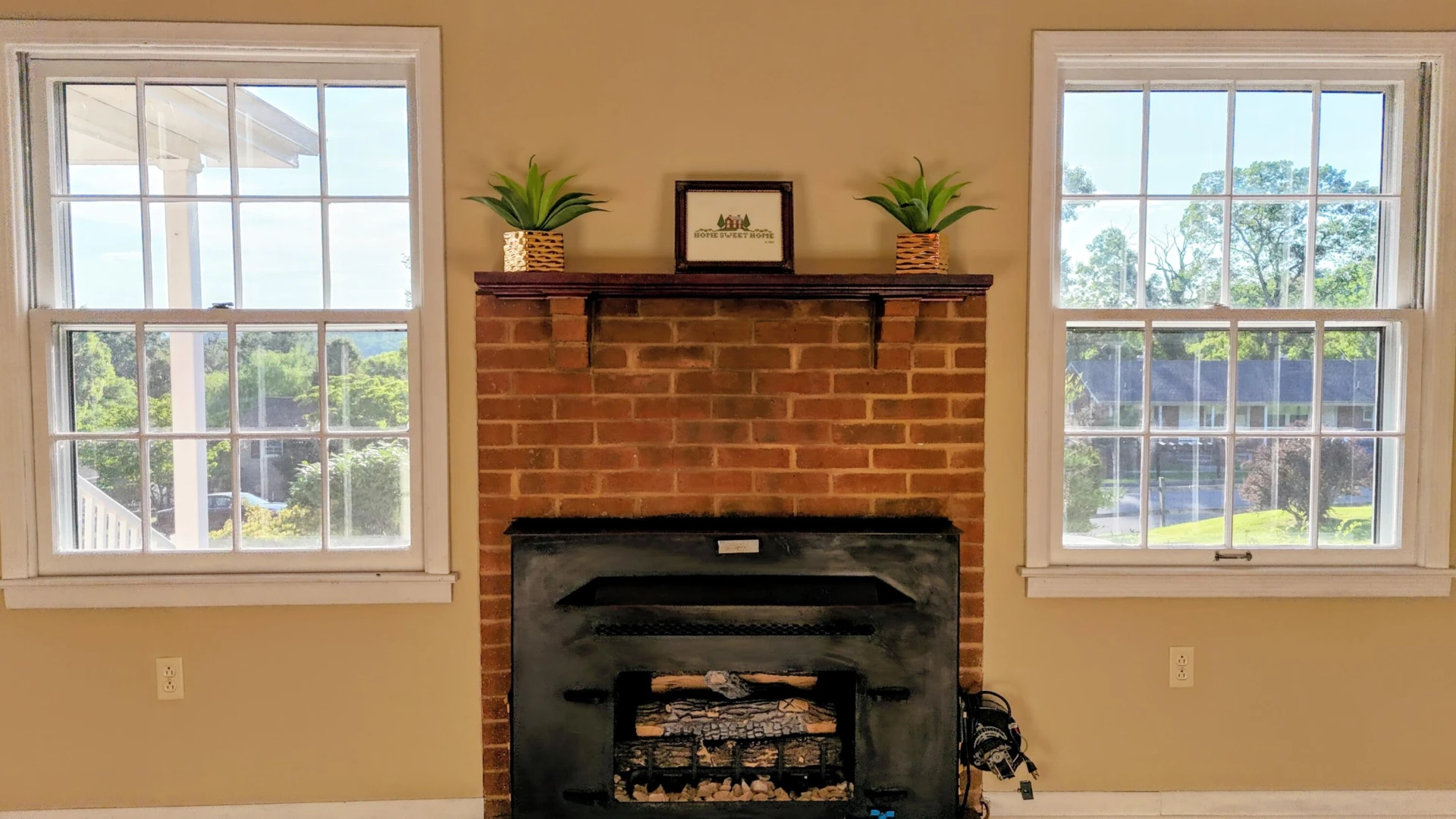 2460 Pine Ave - Photo 36