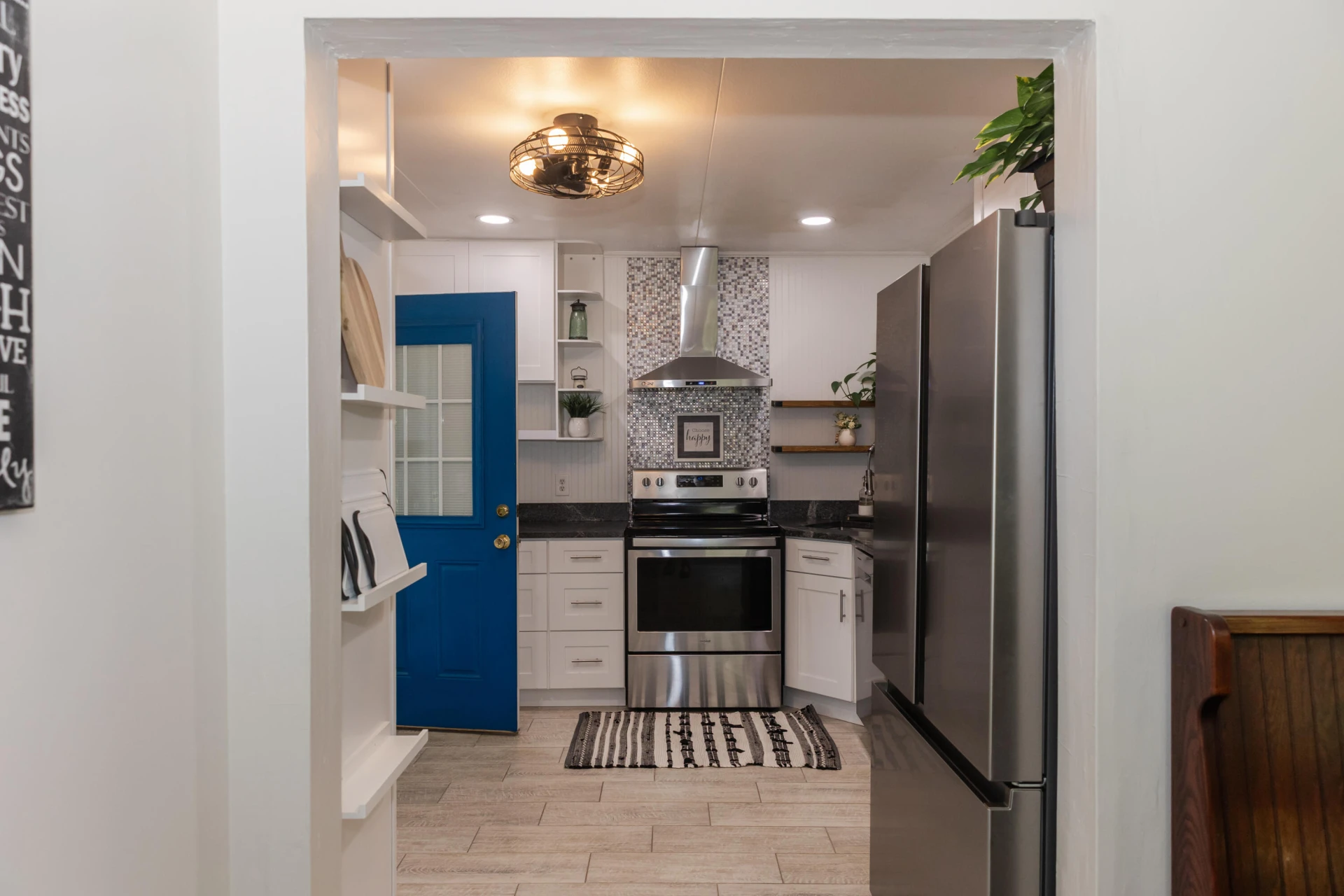 153 E 38th St - Photo 16