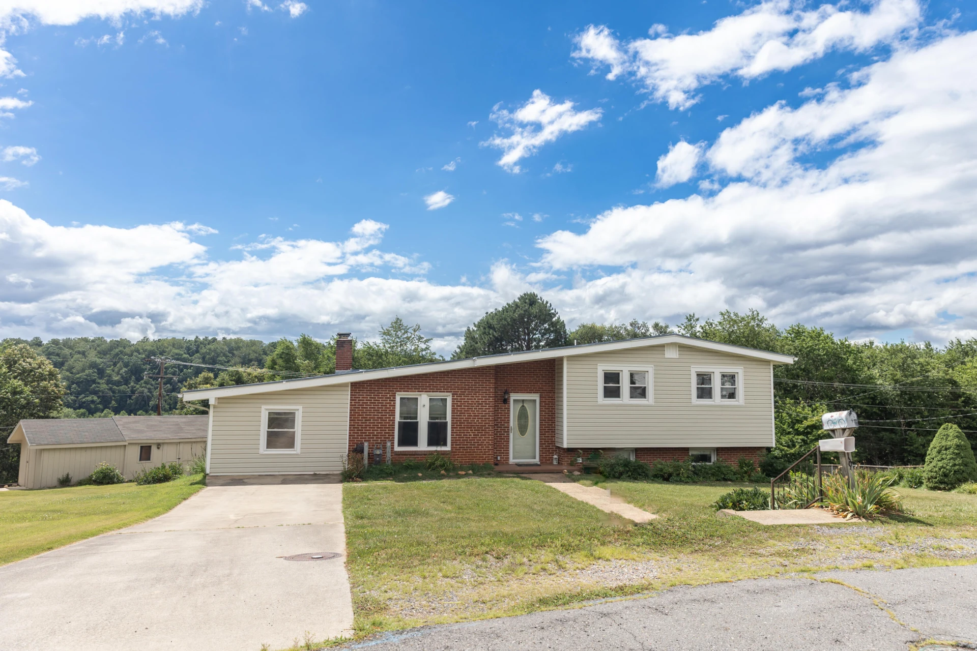 119 LINDEN Cir - Photo 3