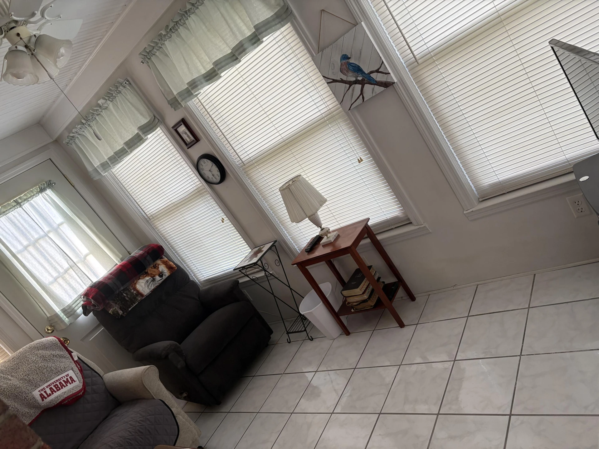 1420 S Howard Ave - Photo 19