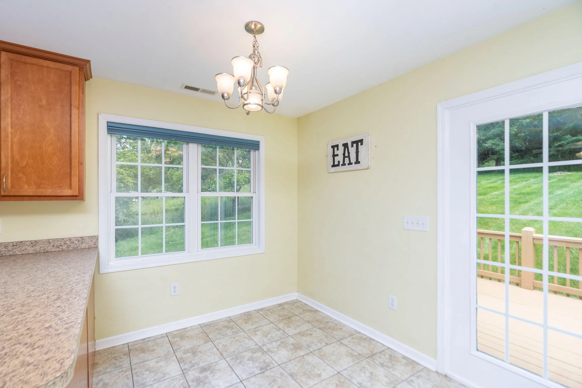 2275 RAPHINE Rd - Photo 17