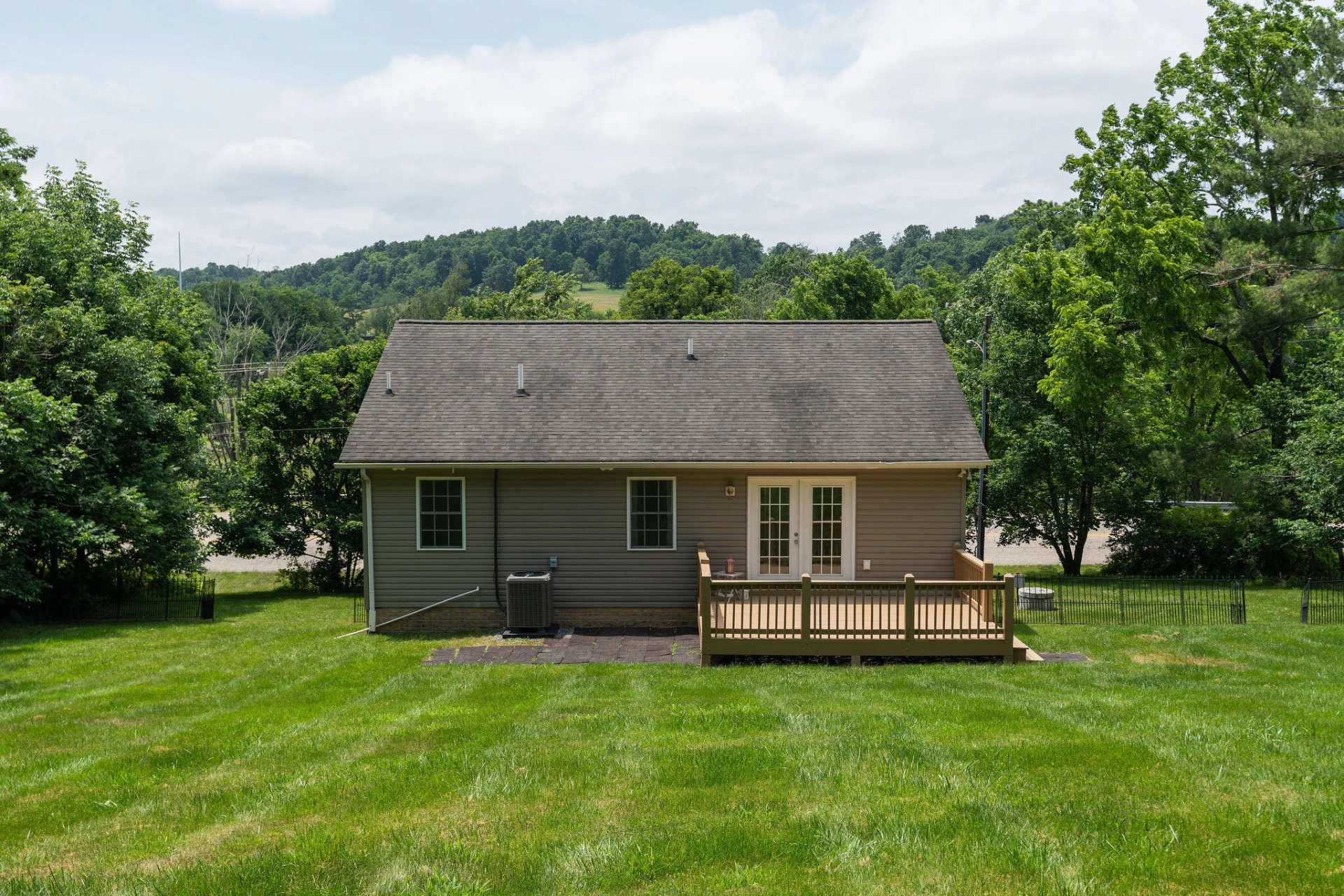 2275 RAPHINE Rd - Photo 33