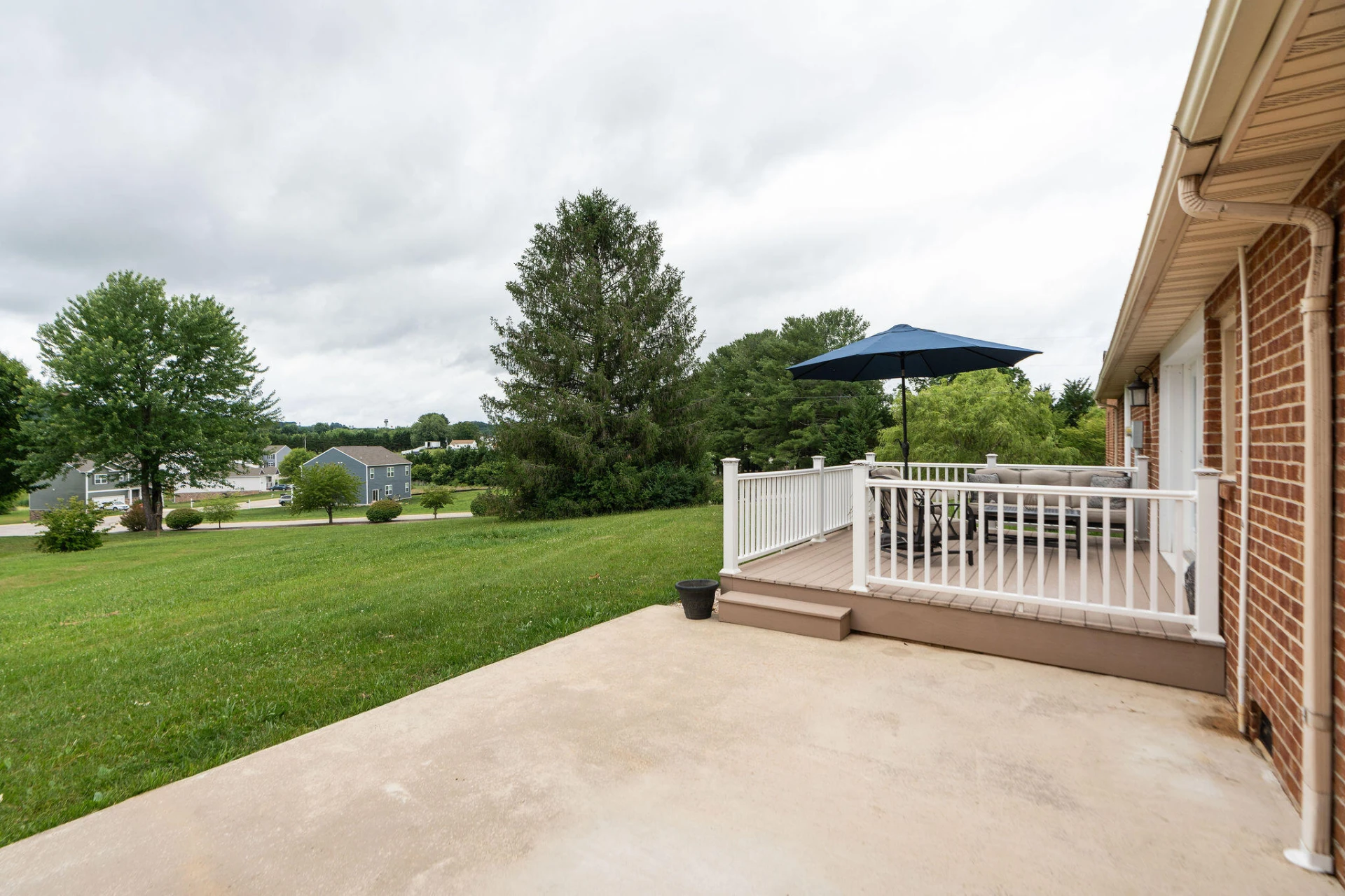 409 STEELES FORT Rd - Photo 36