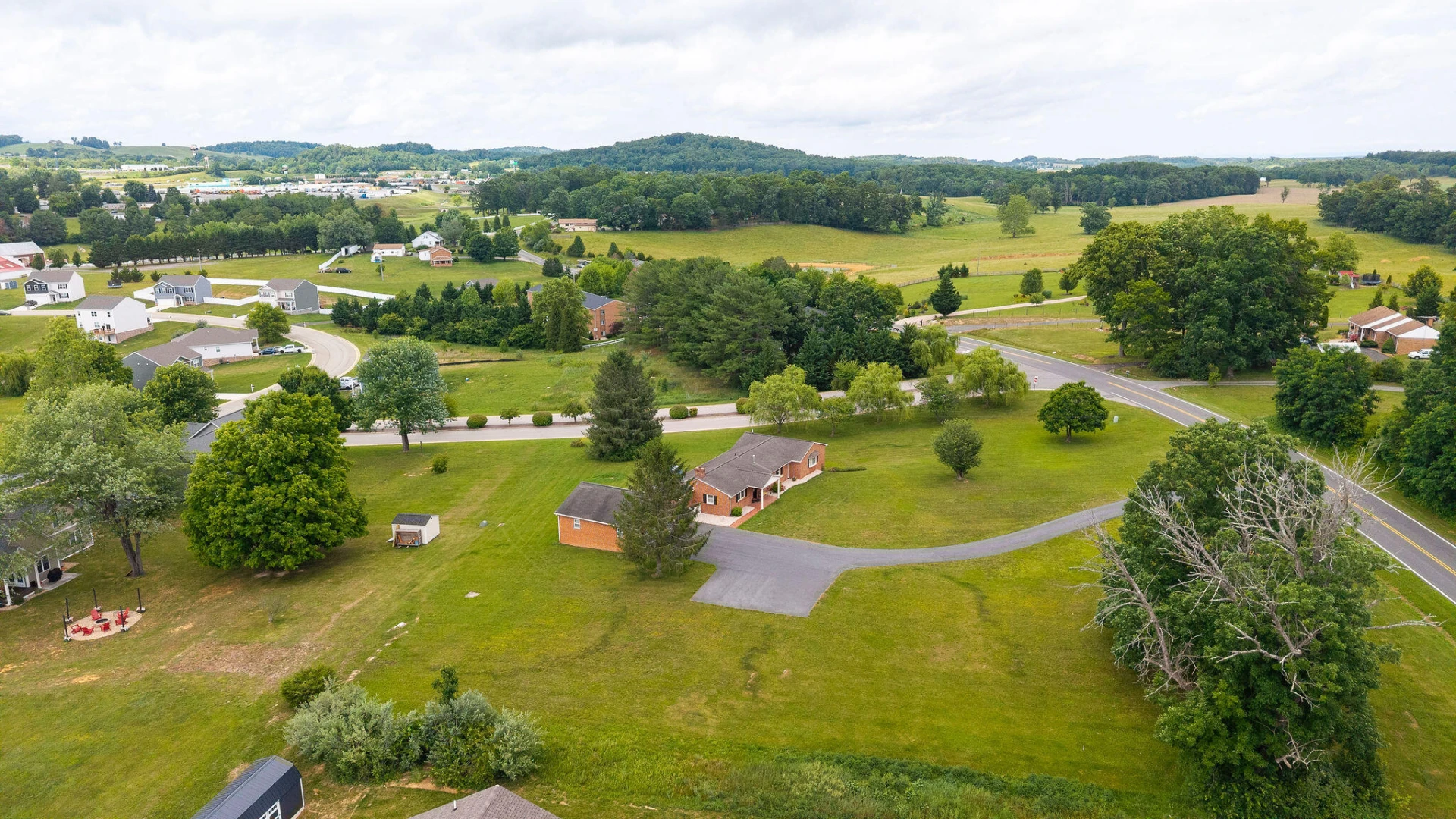 409 STEELES FORT Rd - Photo 56