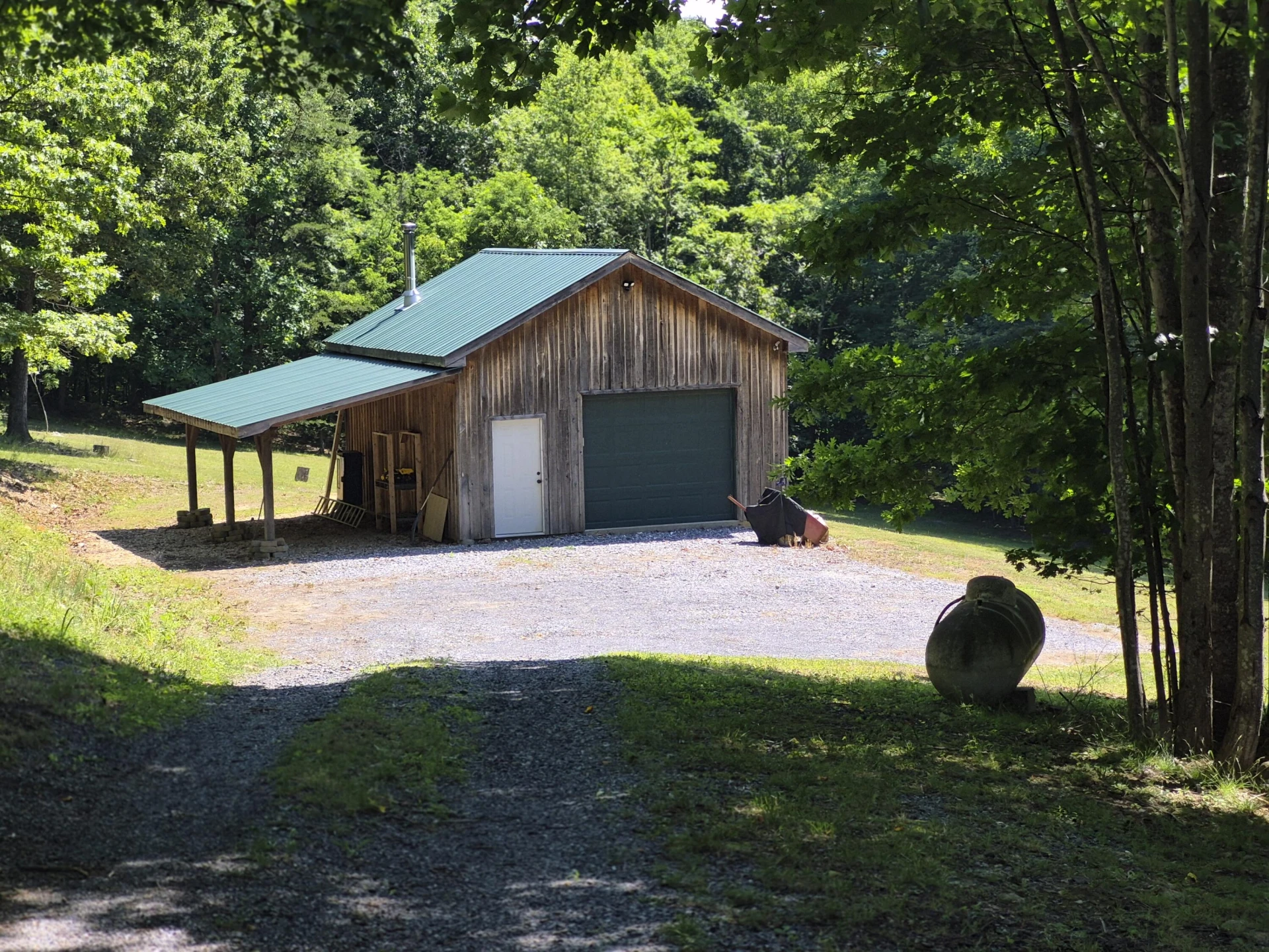 830 Honey Hollow Road - Photo 3