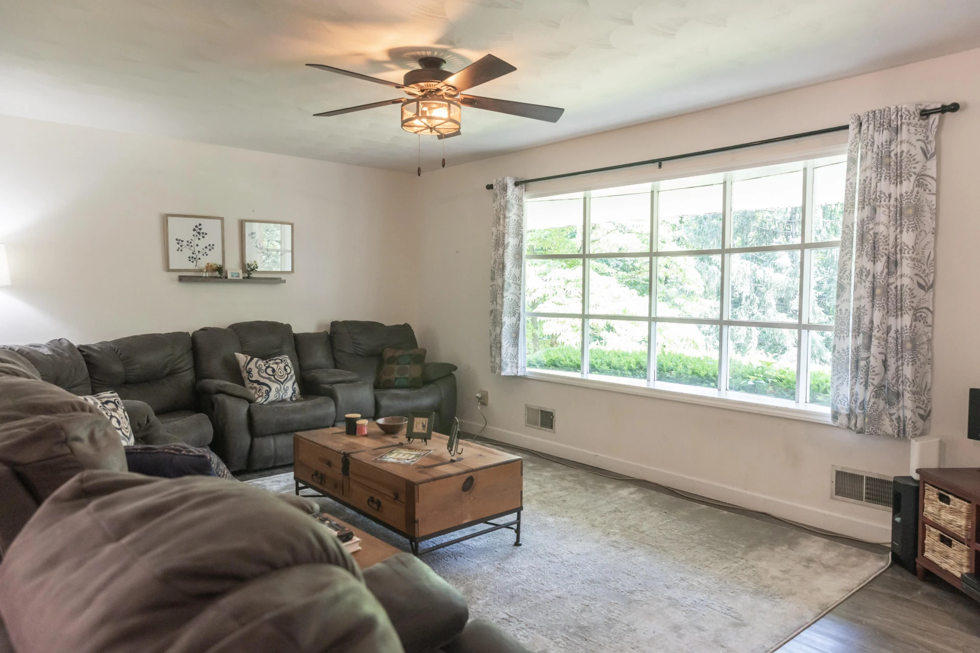 1333 Smiley Ln - Photo 10