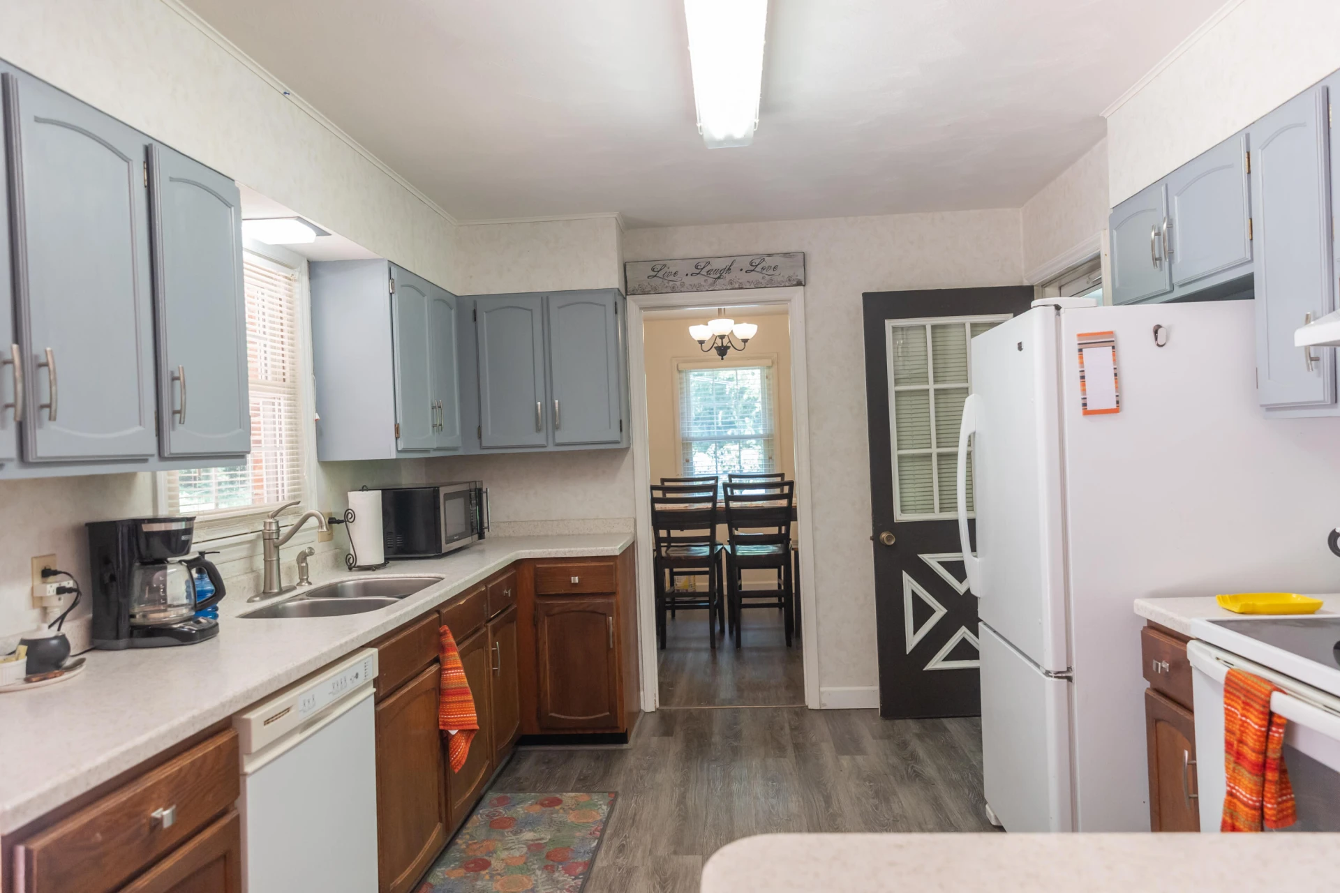 1333 Smiley Ln - Photo 17