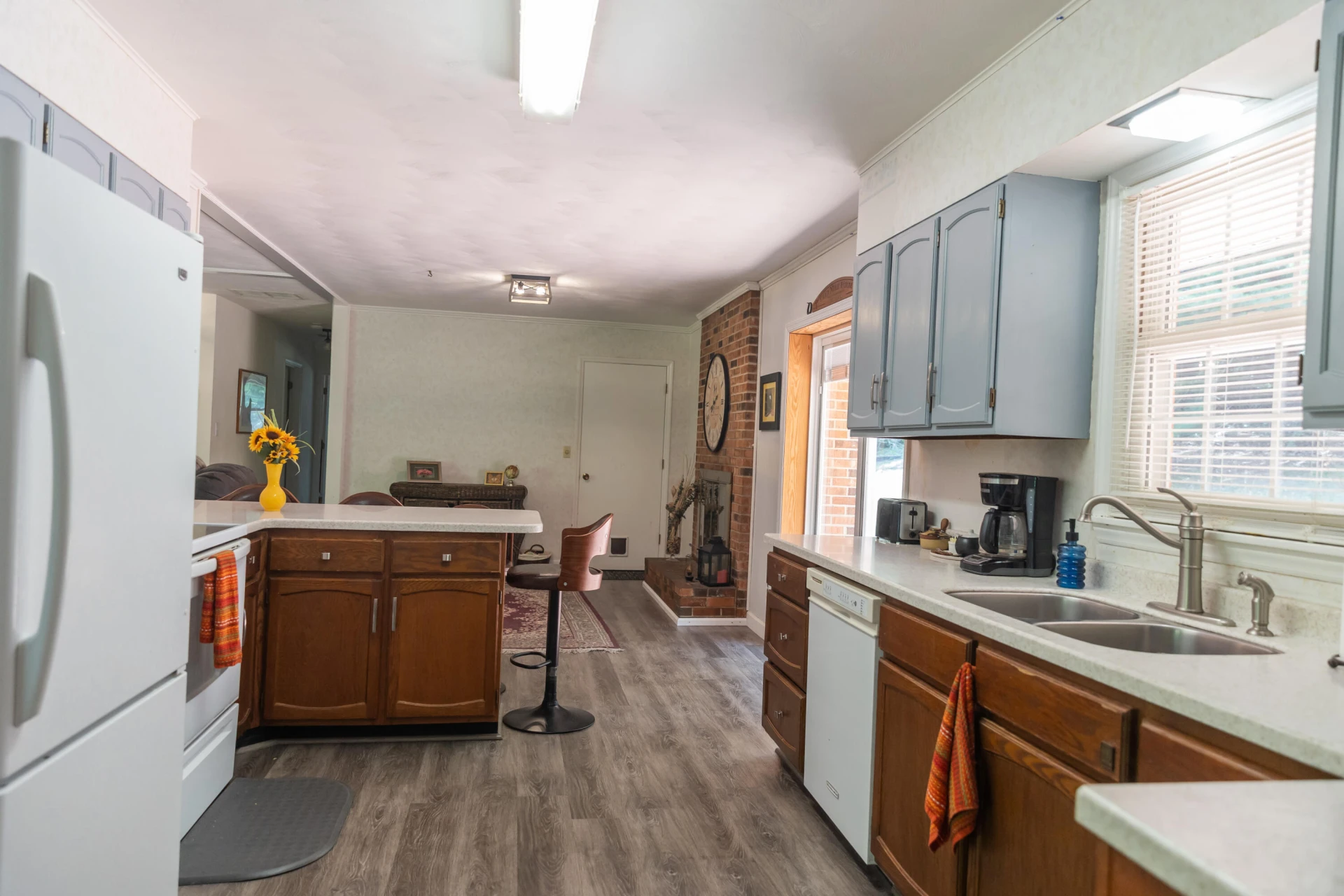 1333 Smiley Ln - Photo 20