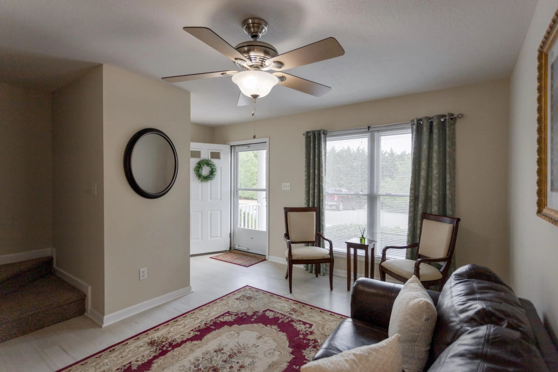 12 Ashley Ct - Photo 2