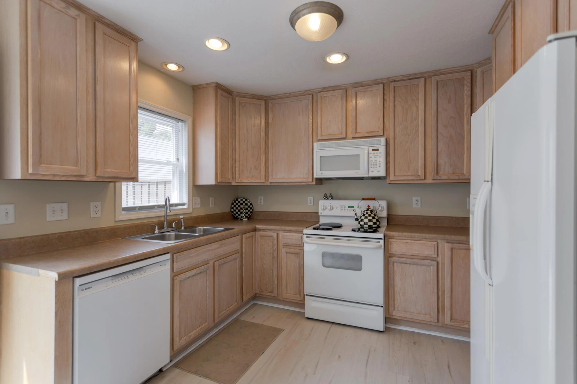 12 Ashley Ct - Photo 6