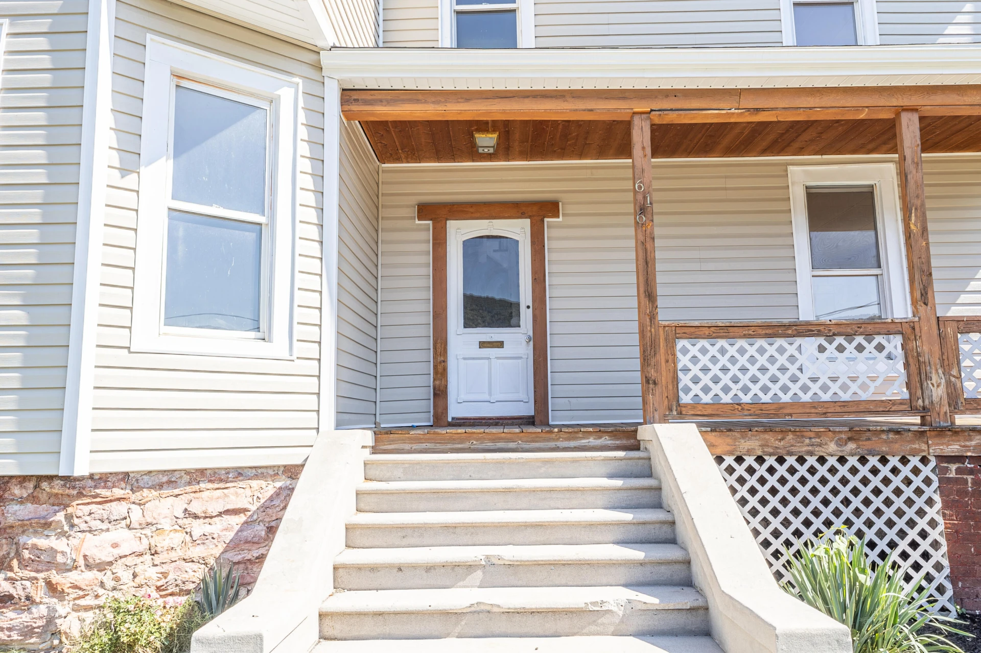 616 Pine St - Photo 6