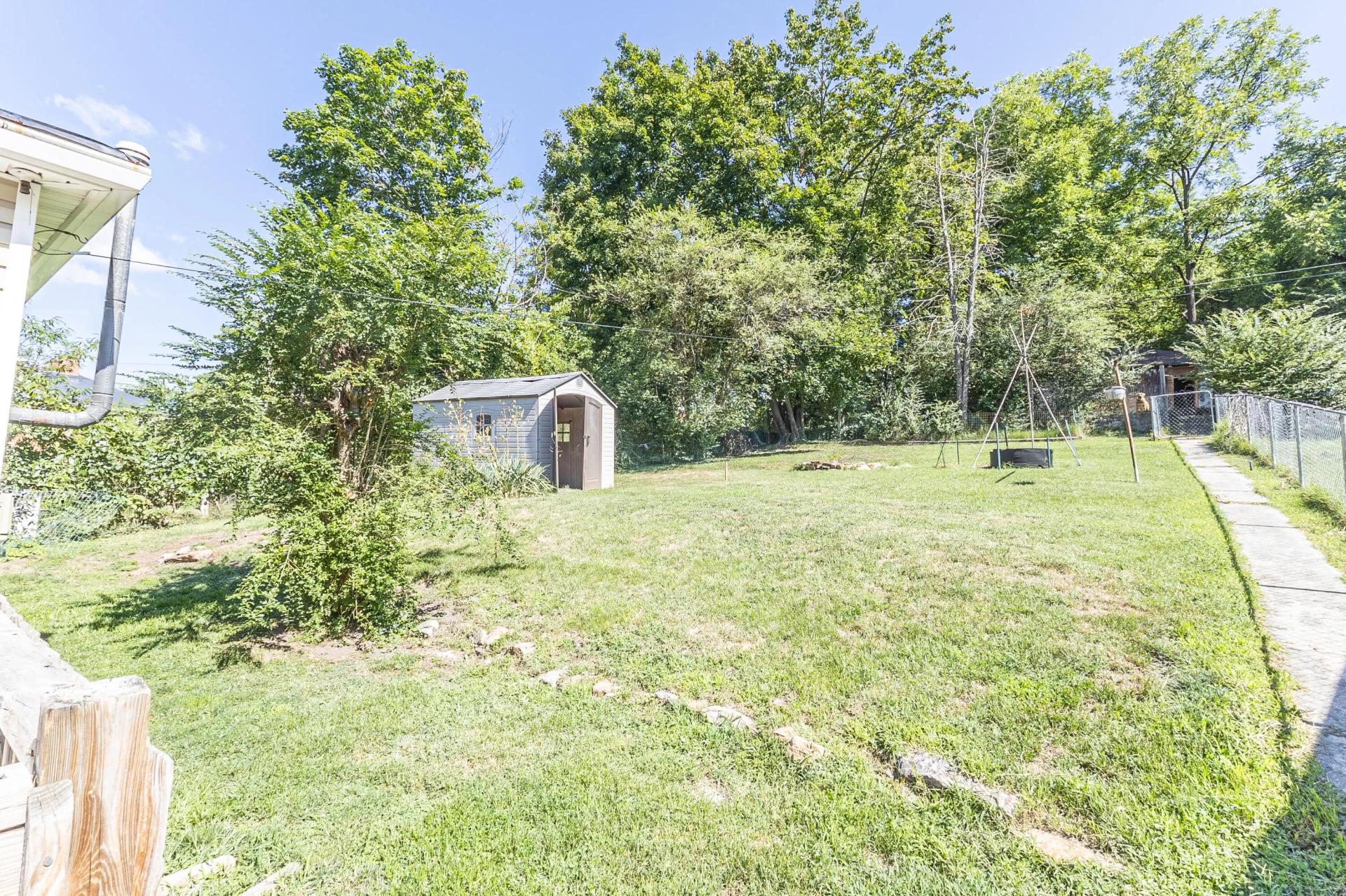 616 Pine St - Photo 8
