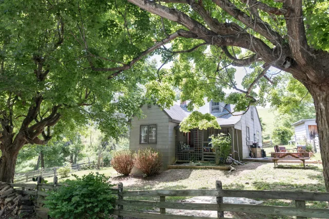 1284 S Lee Highway, Lexington, VA, 24450