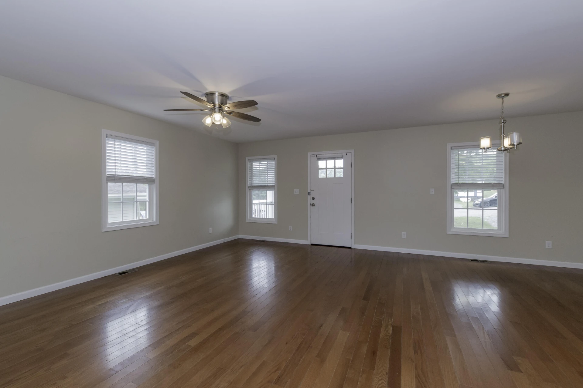 258 E 39th St - Photo 14