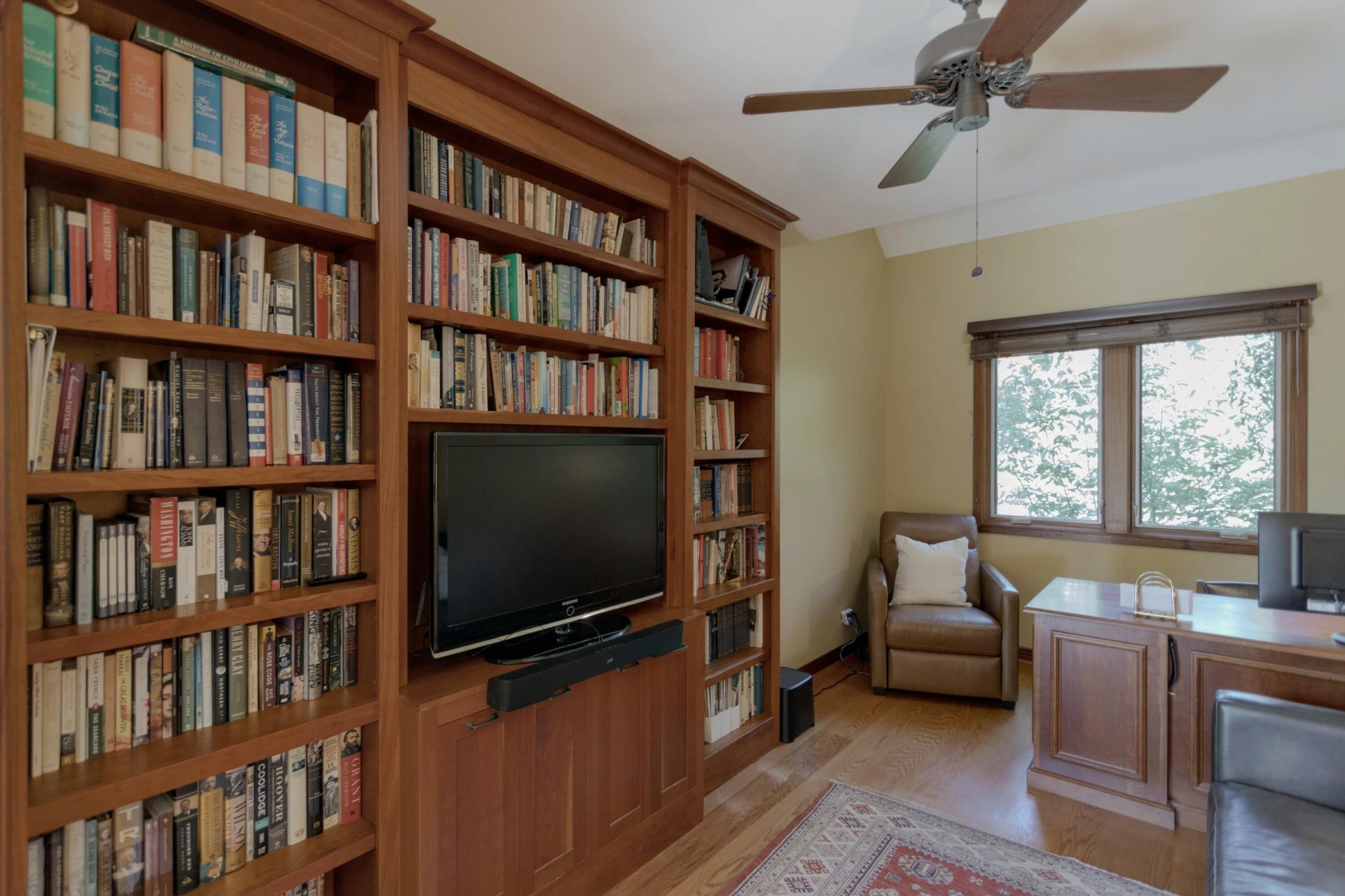215 E Ridge Dr - Photo 17