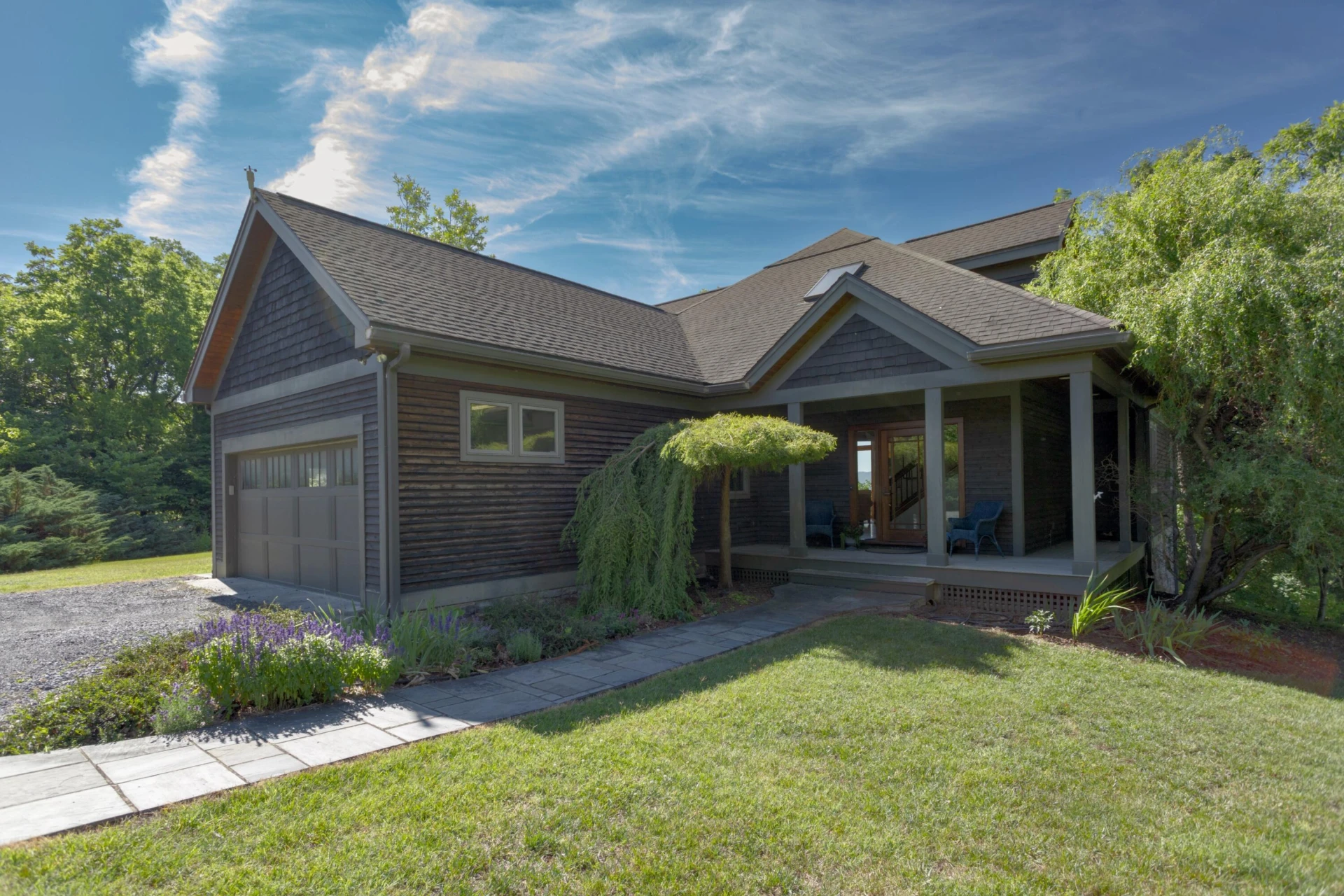 215 E Ridge Dr - Photo 3