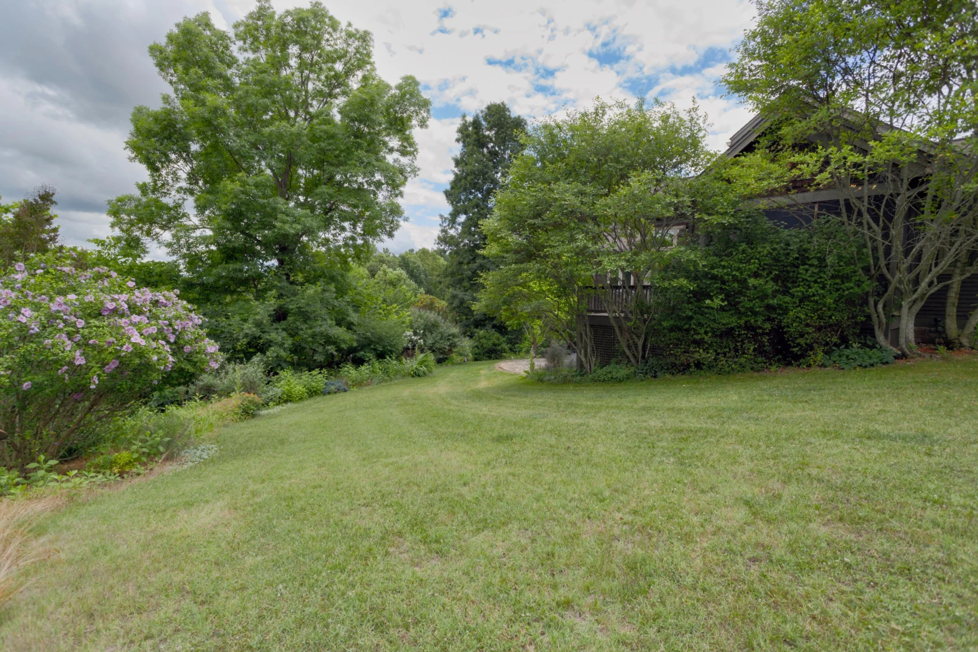 215 E Ridge Dr - Photo 51