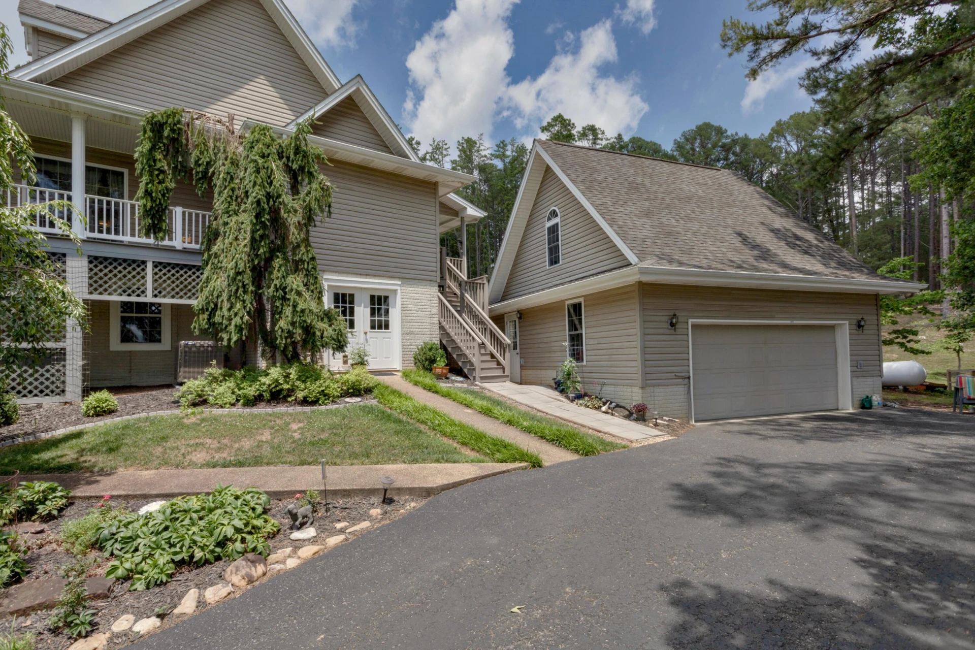30 SANDSTONE Ln - Photo 2