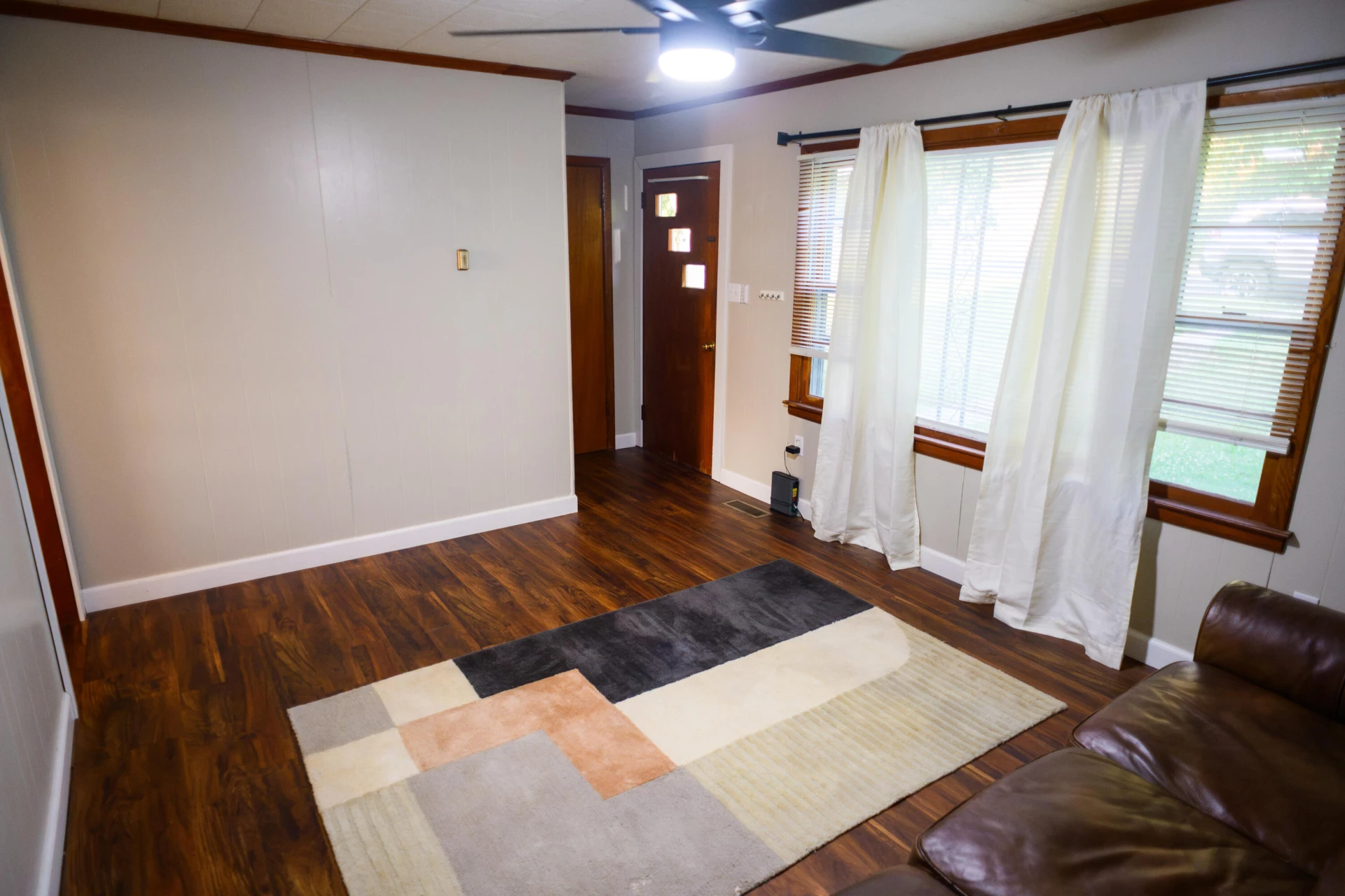 1677 Hawthorne Ave - Photo 12