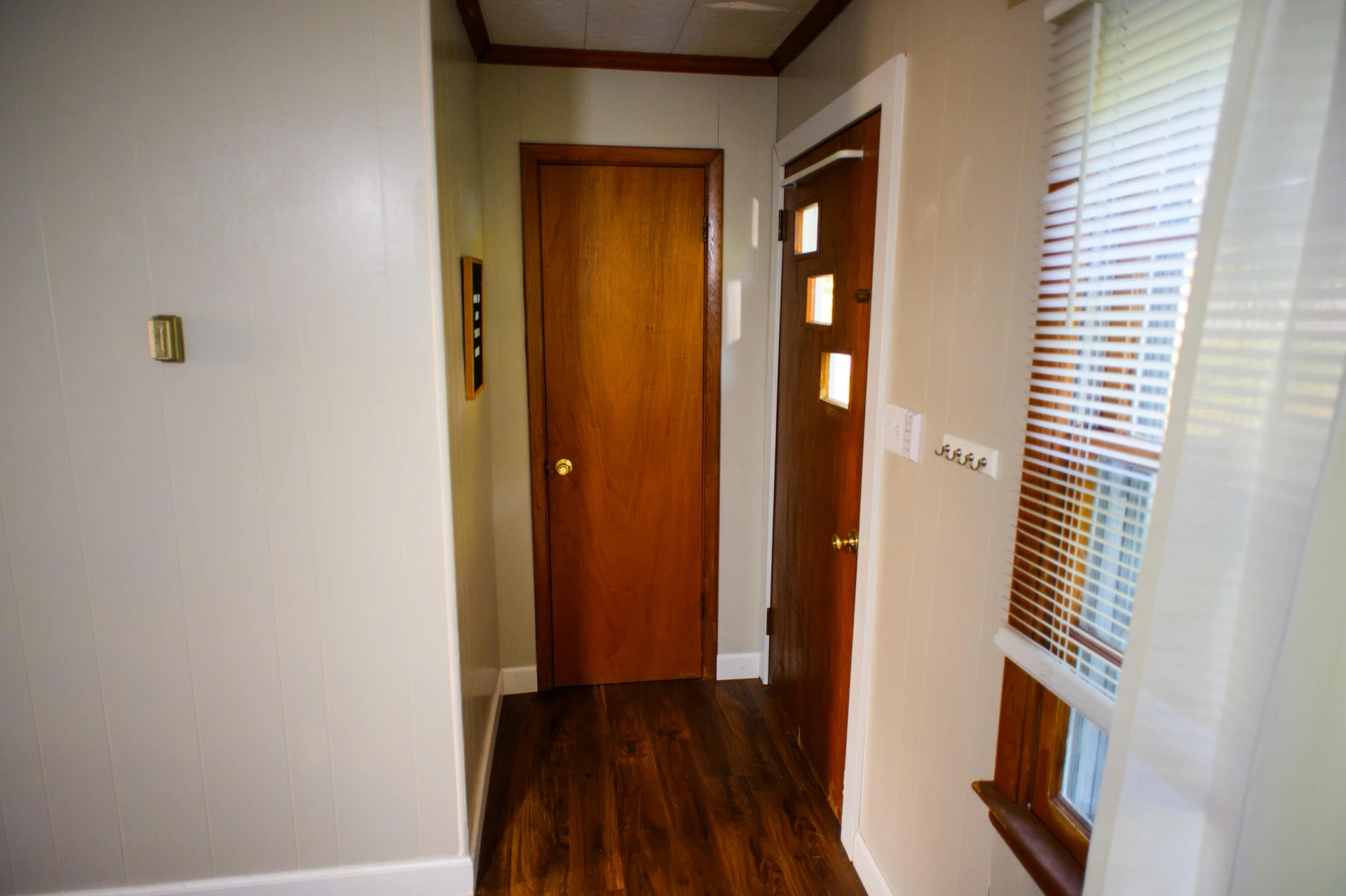 1677 Hawthorne Ave - Photo 13