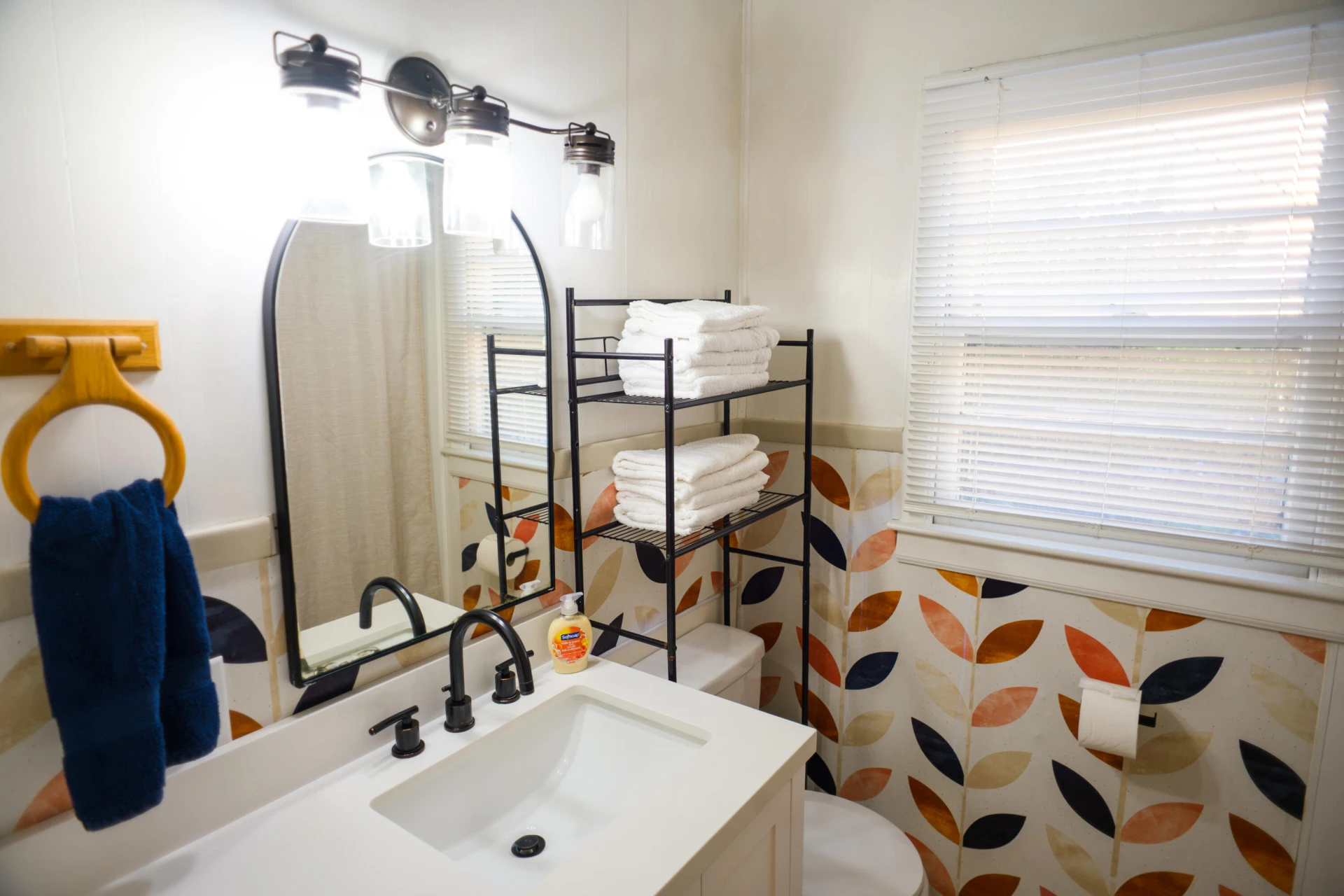 1677 Hawthorne Ave - Photo 24