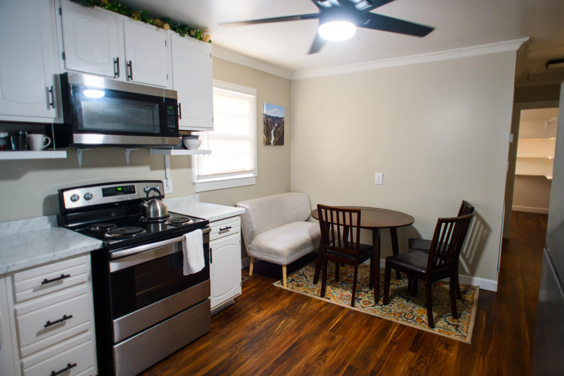 1677 Hawthorne Ave - Photo 7