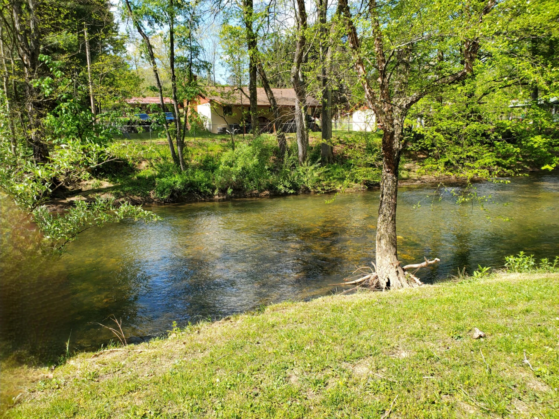 214 Carl Phillips Ln
