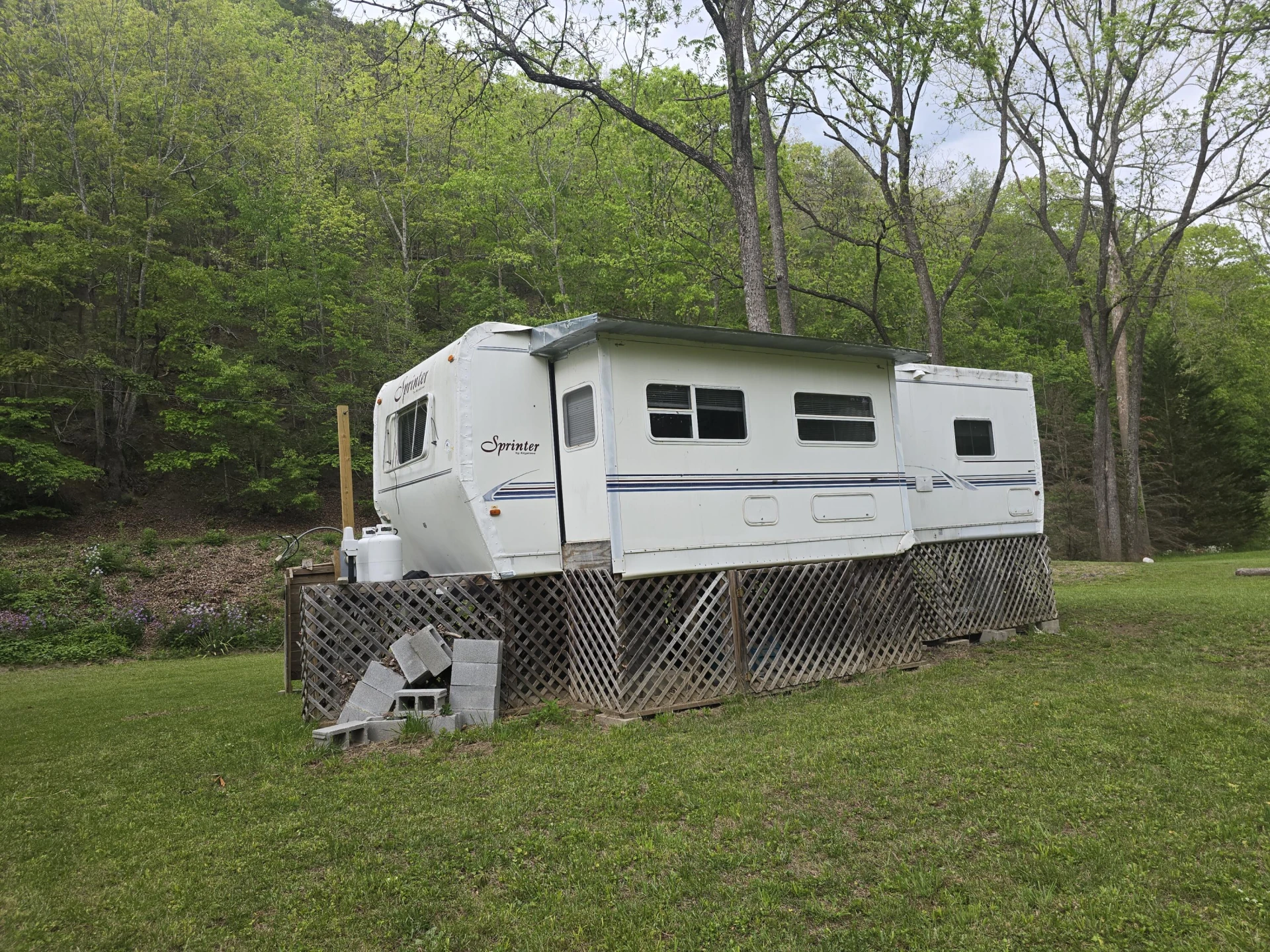 214 Carl Phillips Ln - Photo 9