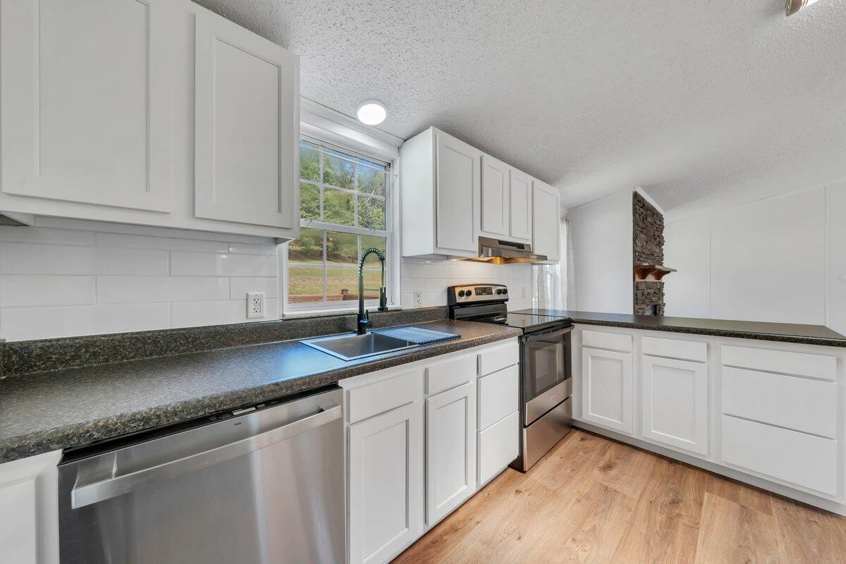 2112 Cove Creek Rd - Photo 15