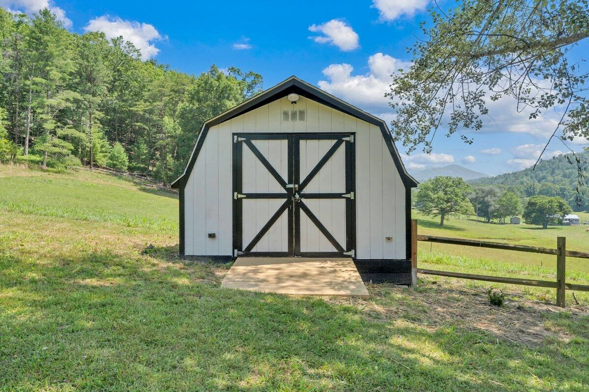 2112 Cove Creek Rd - Photo 35