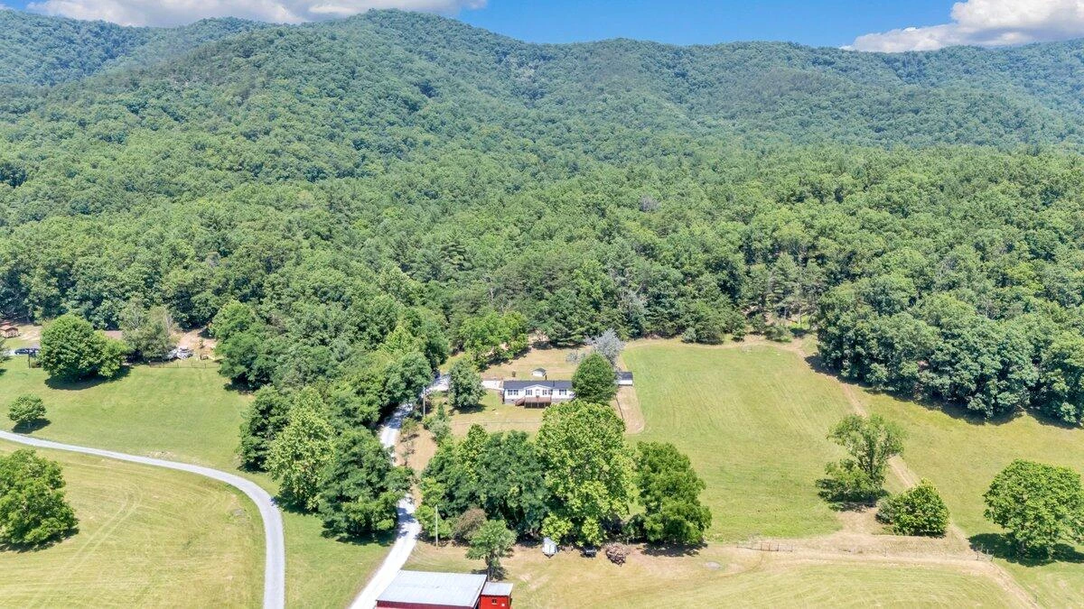 2112 Cove Creek Rd - Photo 46