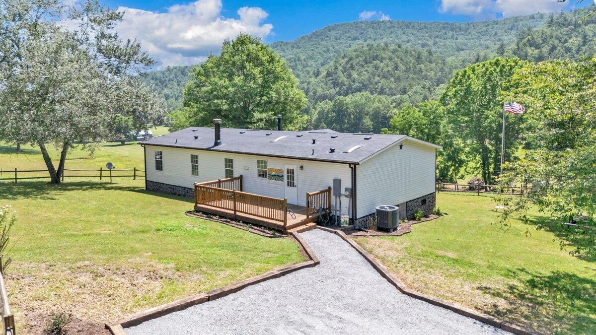 2112 Cove Creek Rd - Photo 54