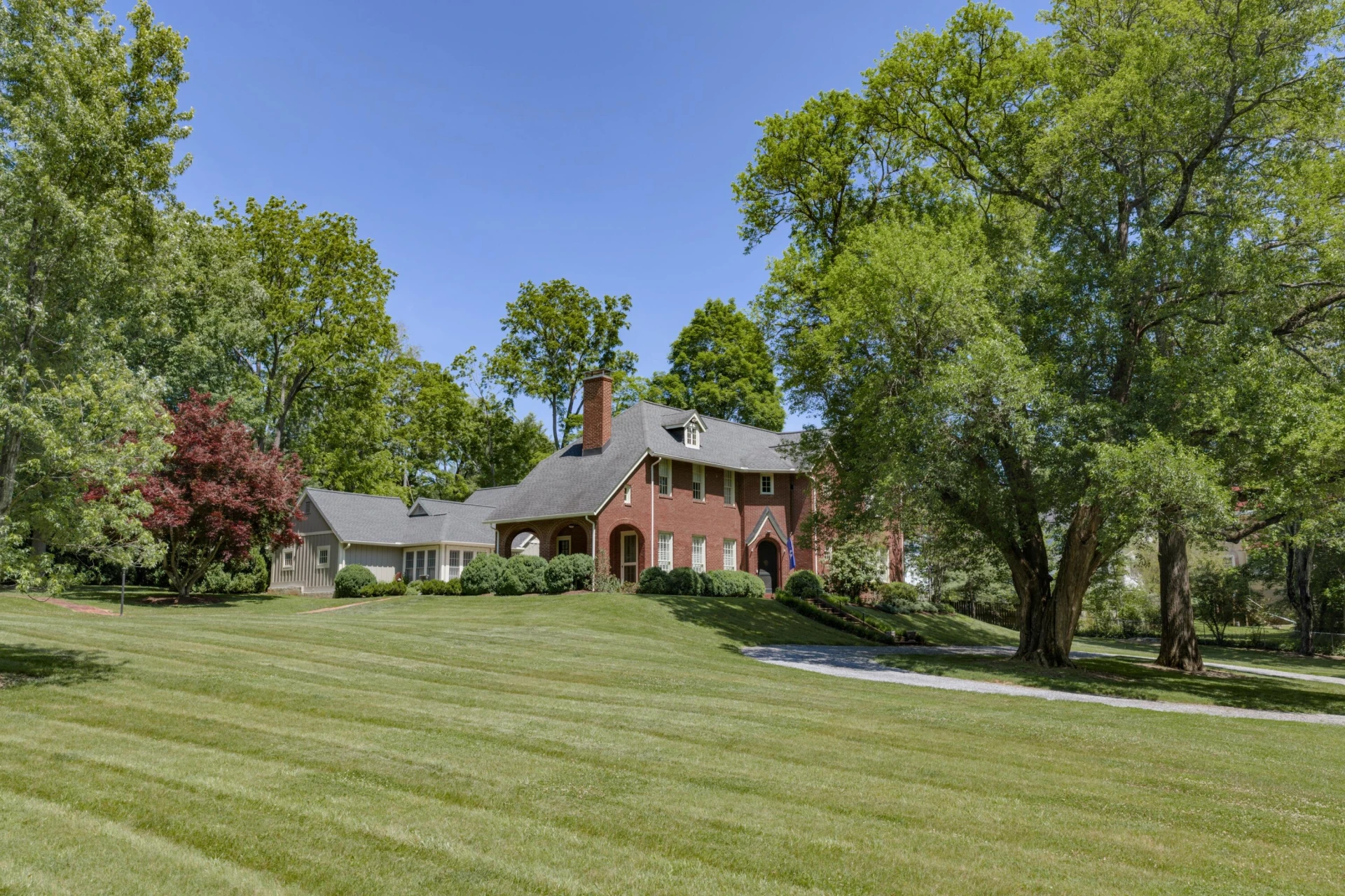203 Ross Rd
