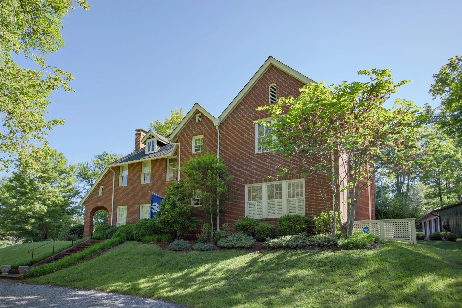 203 Ross Rd - Photo 4