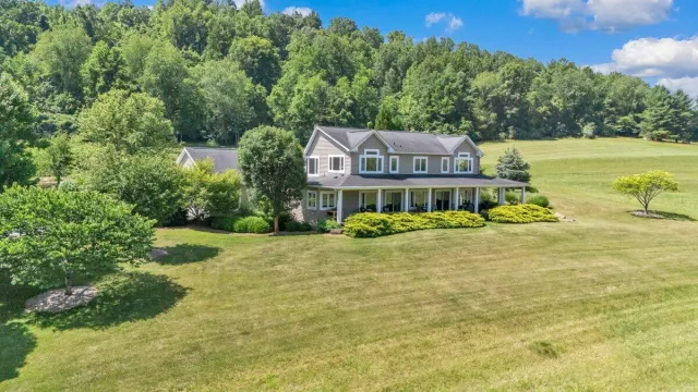 80 E Field Rd, Rockbridge Baths, VA, 24473