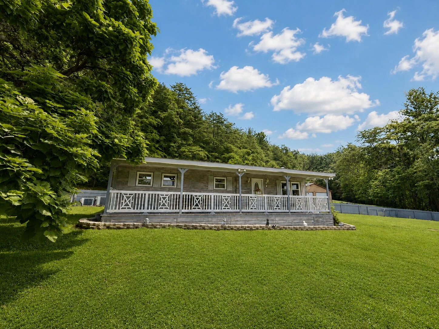 4703 Shady Ln
