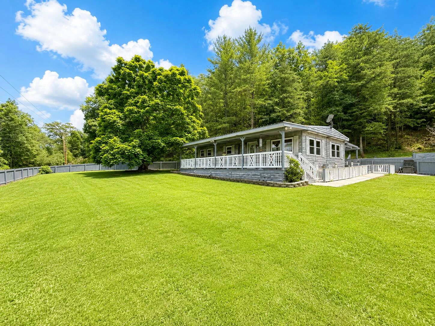 4703 Shady Ln - Photo 2