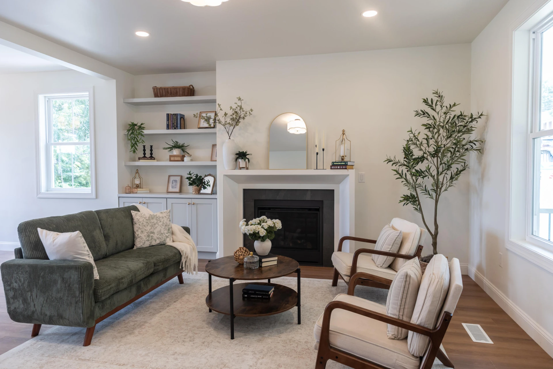 2235 Spruce Ave - Photo 13