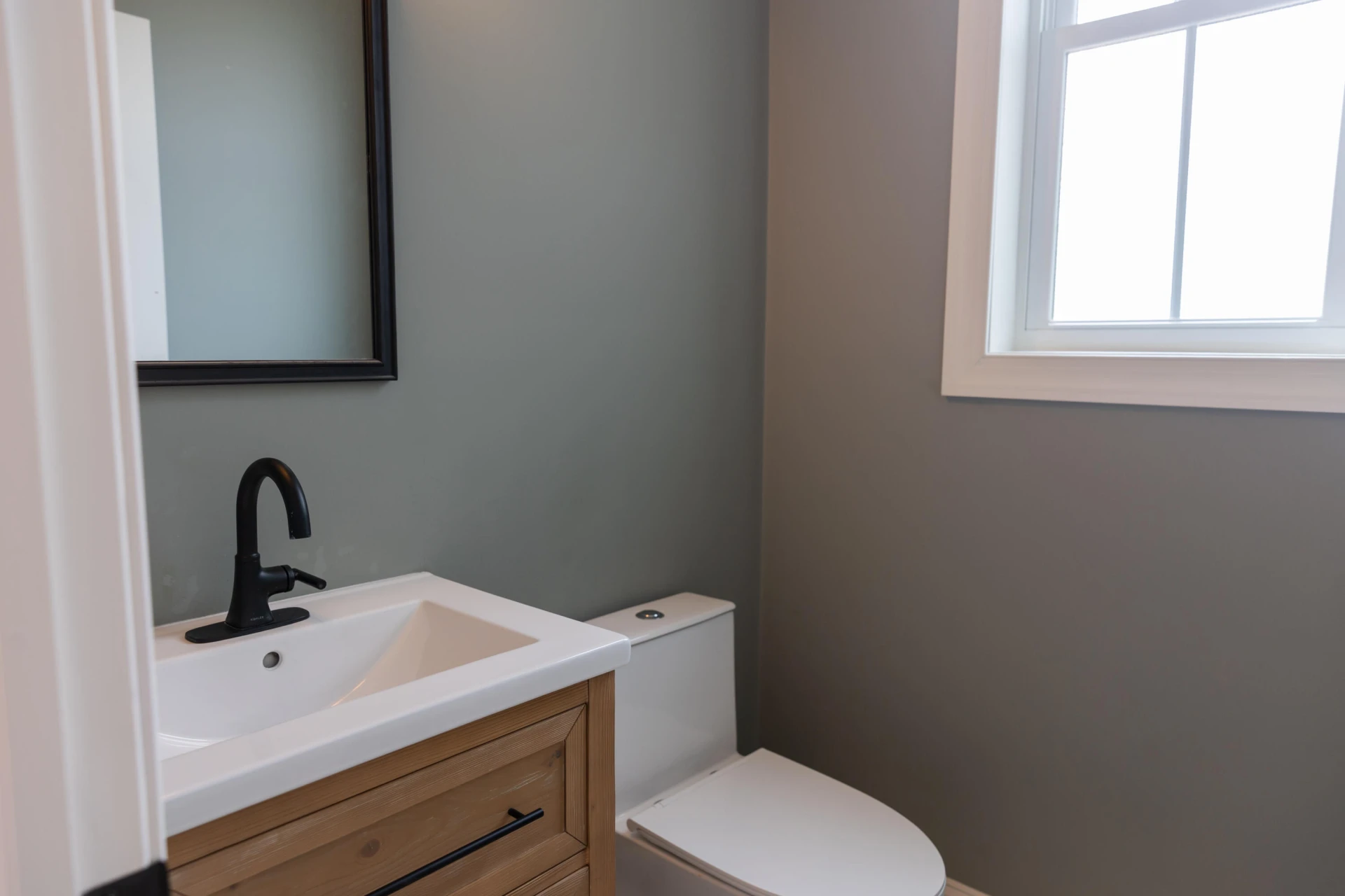 2235 Spruce Ave - Photo 31