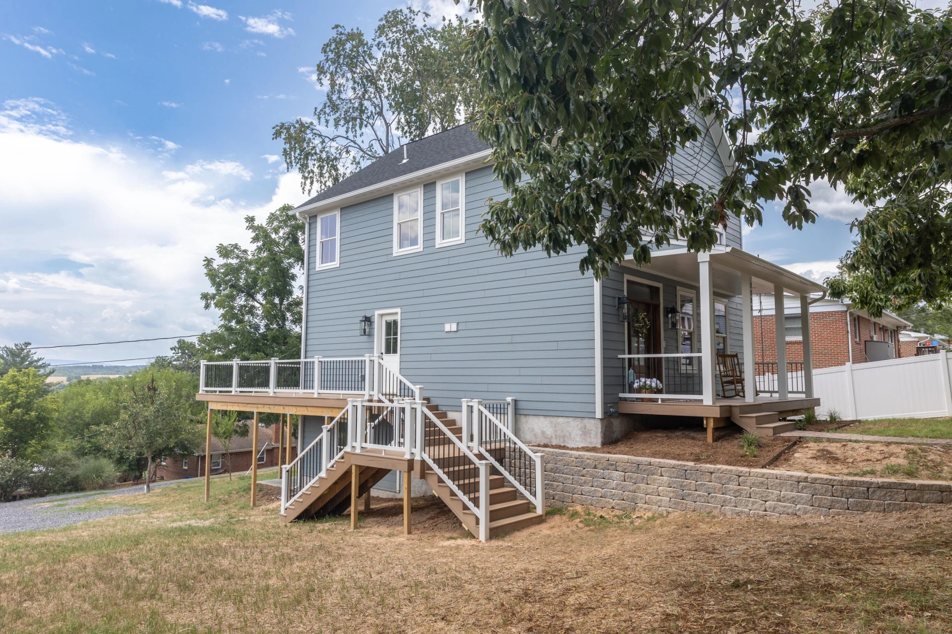 2235 Spruce Ave - Photo 5