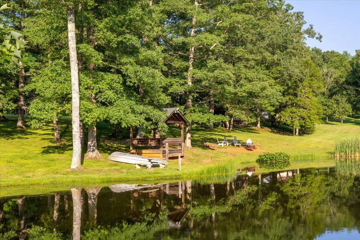 2492 Stable Rd - Photo 12