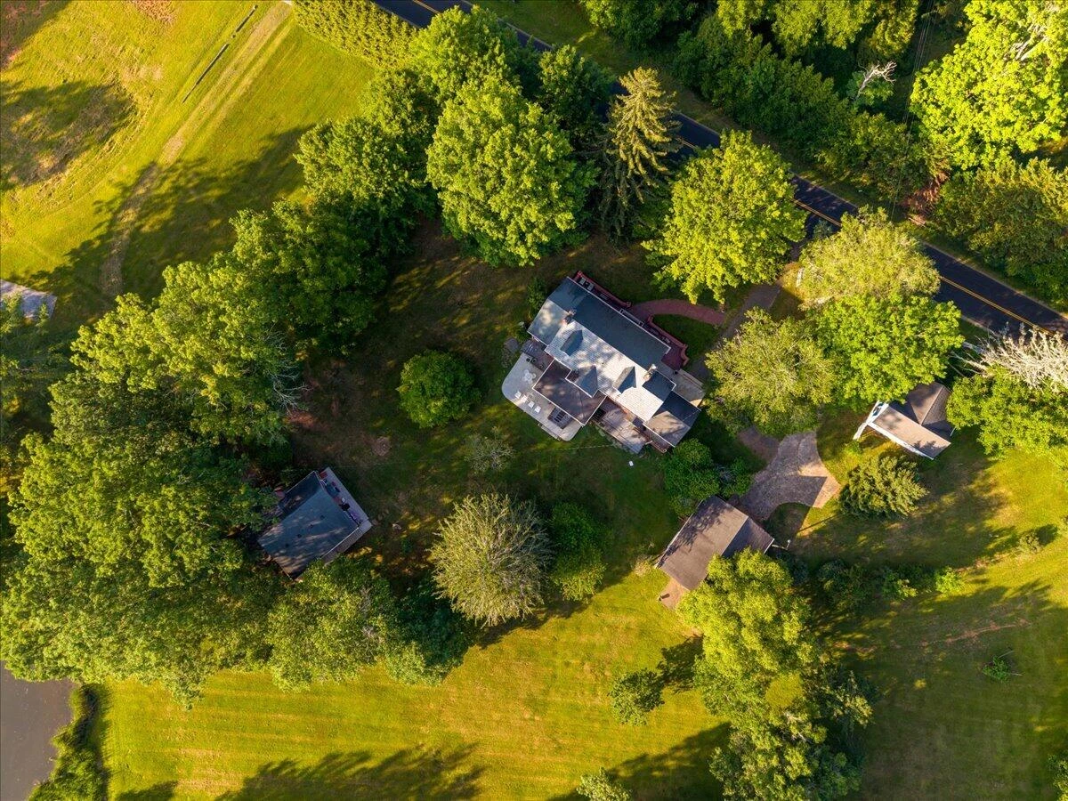 2492 Stable Rd - Photo 20