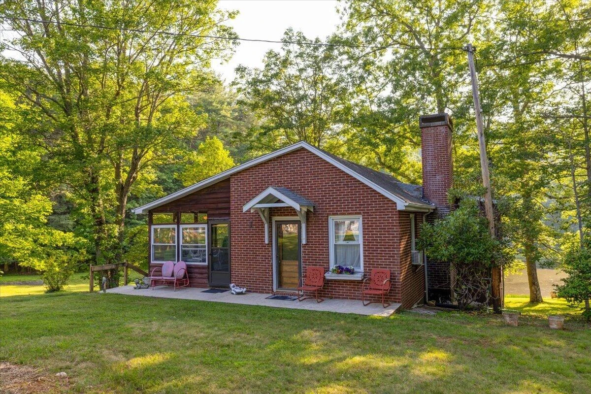 2492 Stable Rd - Photo 50