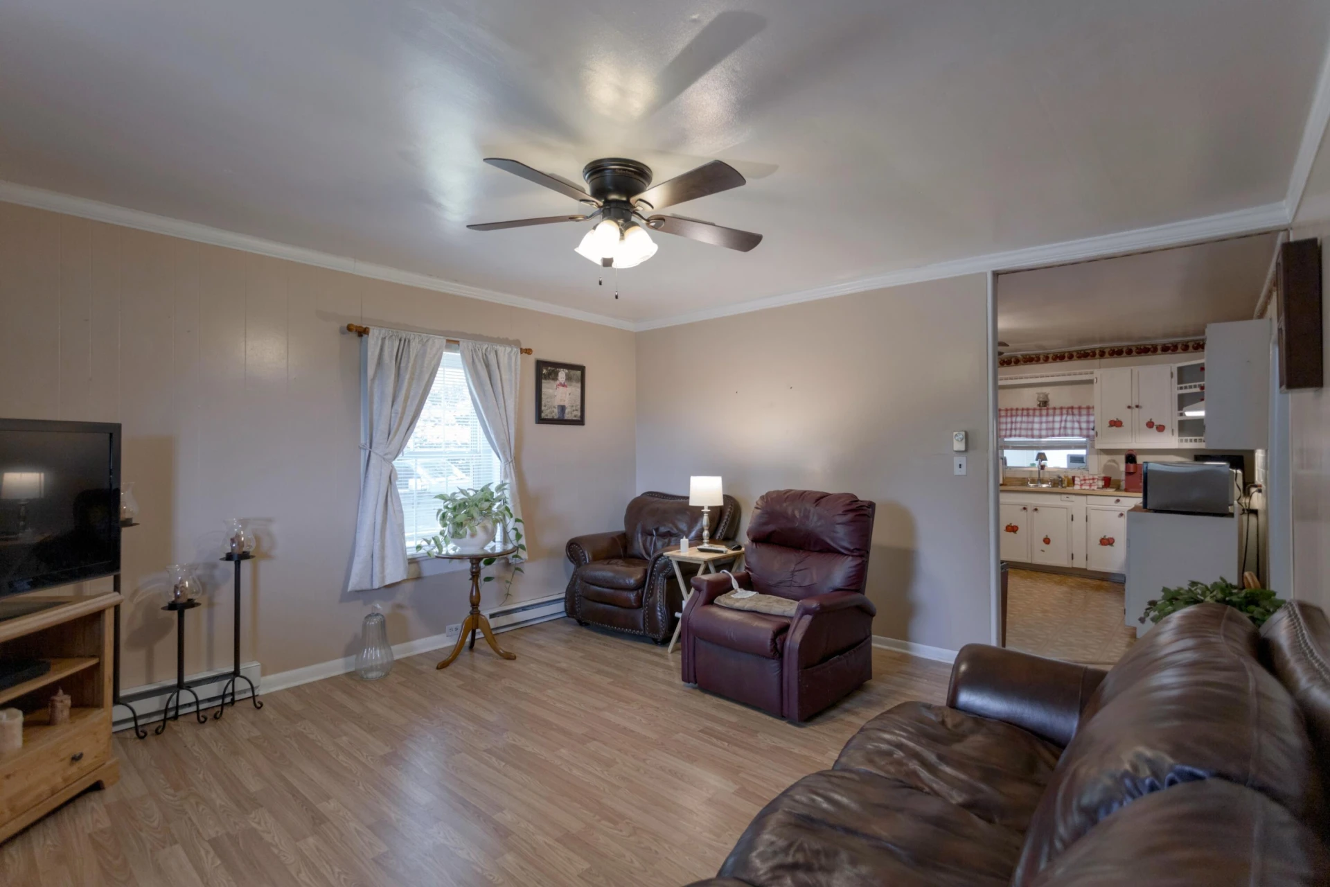 1521 Mountain View Rd - Photo 9