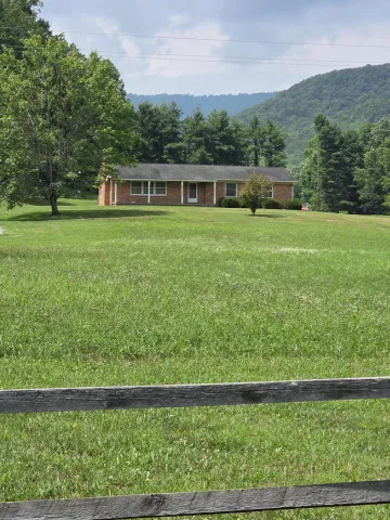 176 W Morris Hill Rd, Covington, VA, 24426