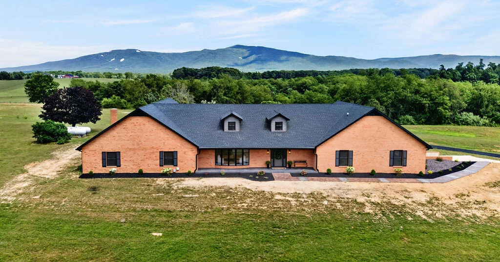 5348 Lee Jackson Highway - Photo 2